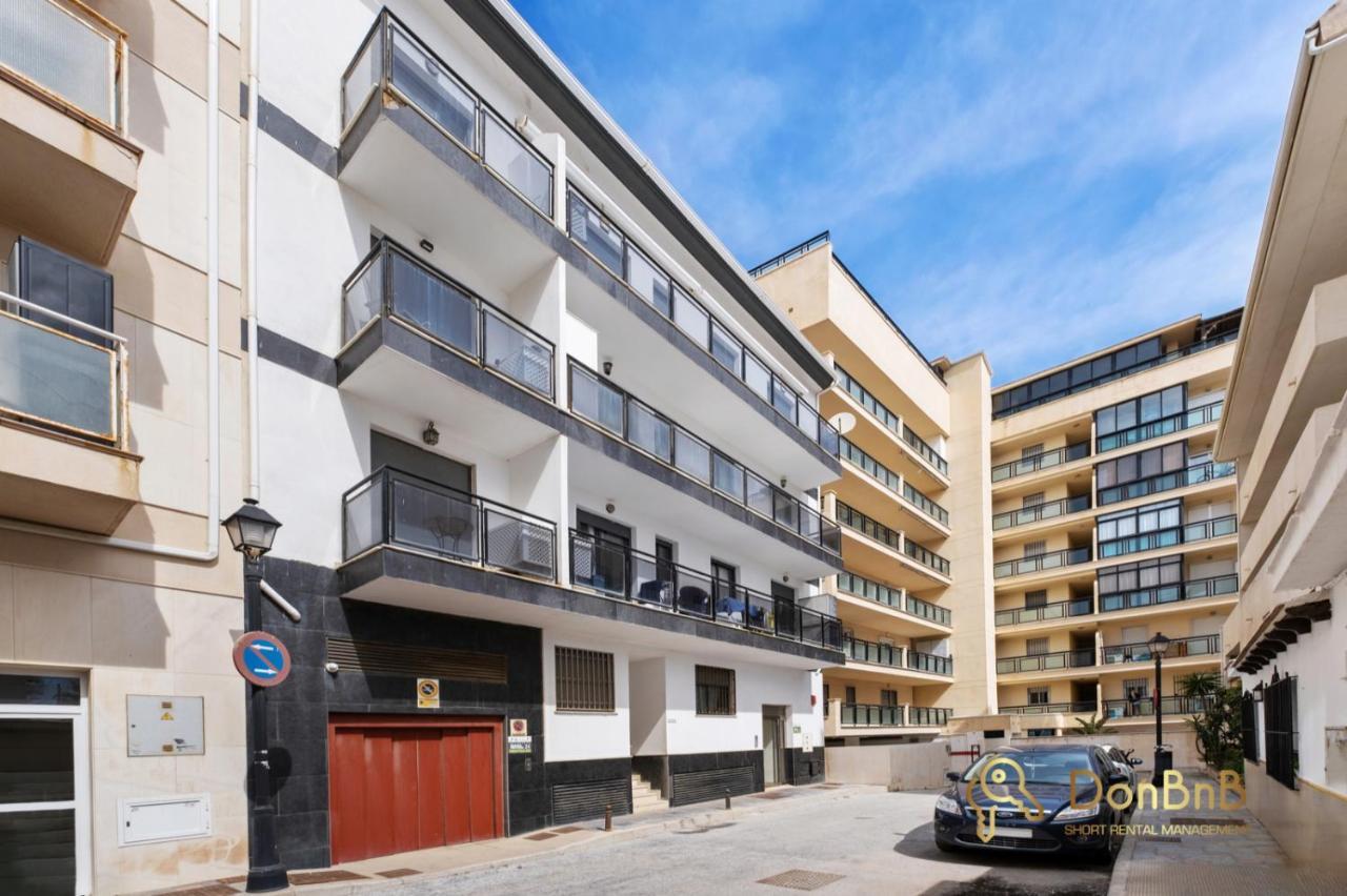 Cozy Apartment With Sea View And Private Parking In Fuengirola Esterno foto